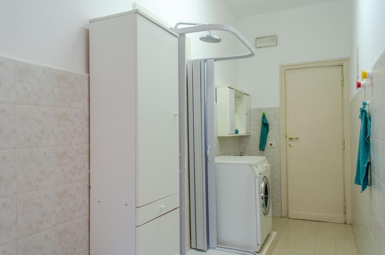 Guest house In Guest - Kamchu Piazza Bologna 1 *
