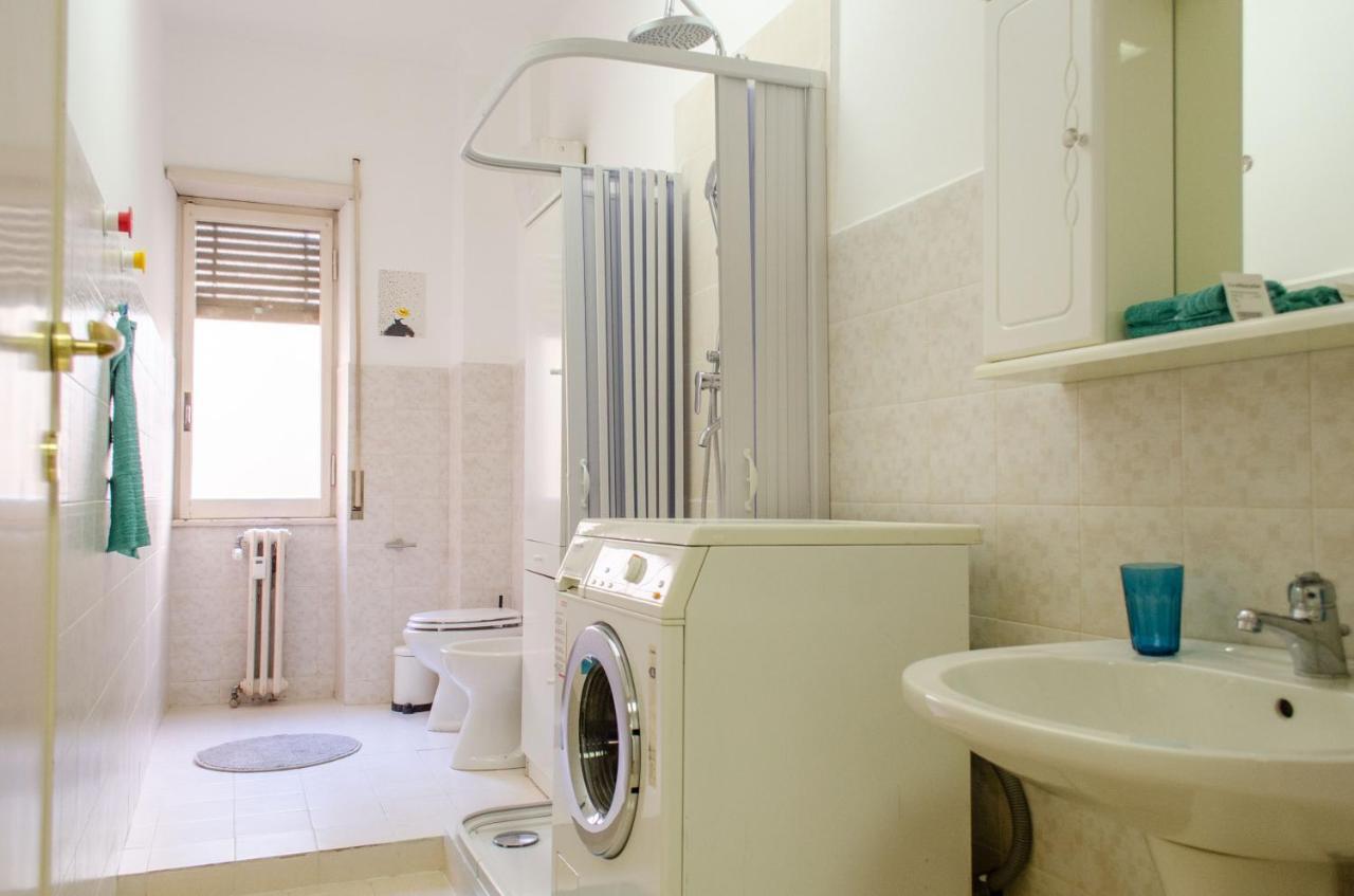Guest house In Guest - Kamchu Piazza Bologna 1 *